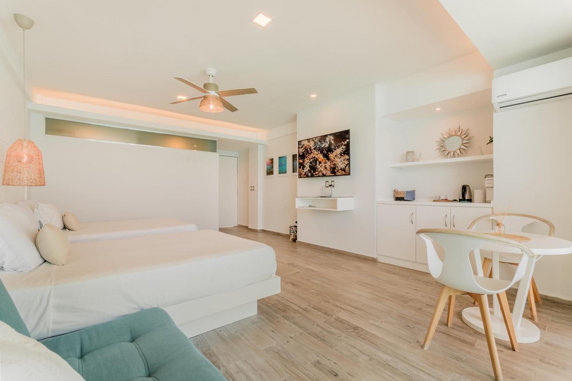 The Ocean Vibes Suites By Casa Paraiso Κανκούν Εξωτερικό φωτογραφία