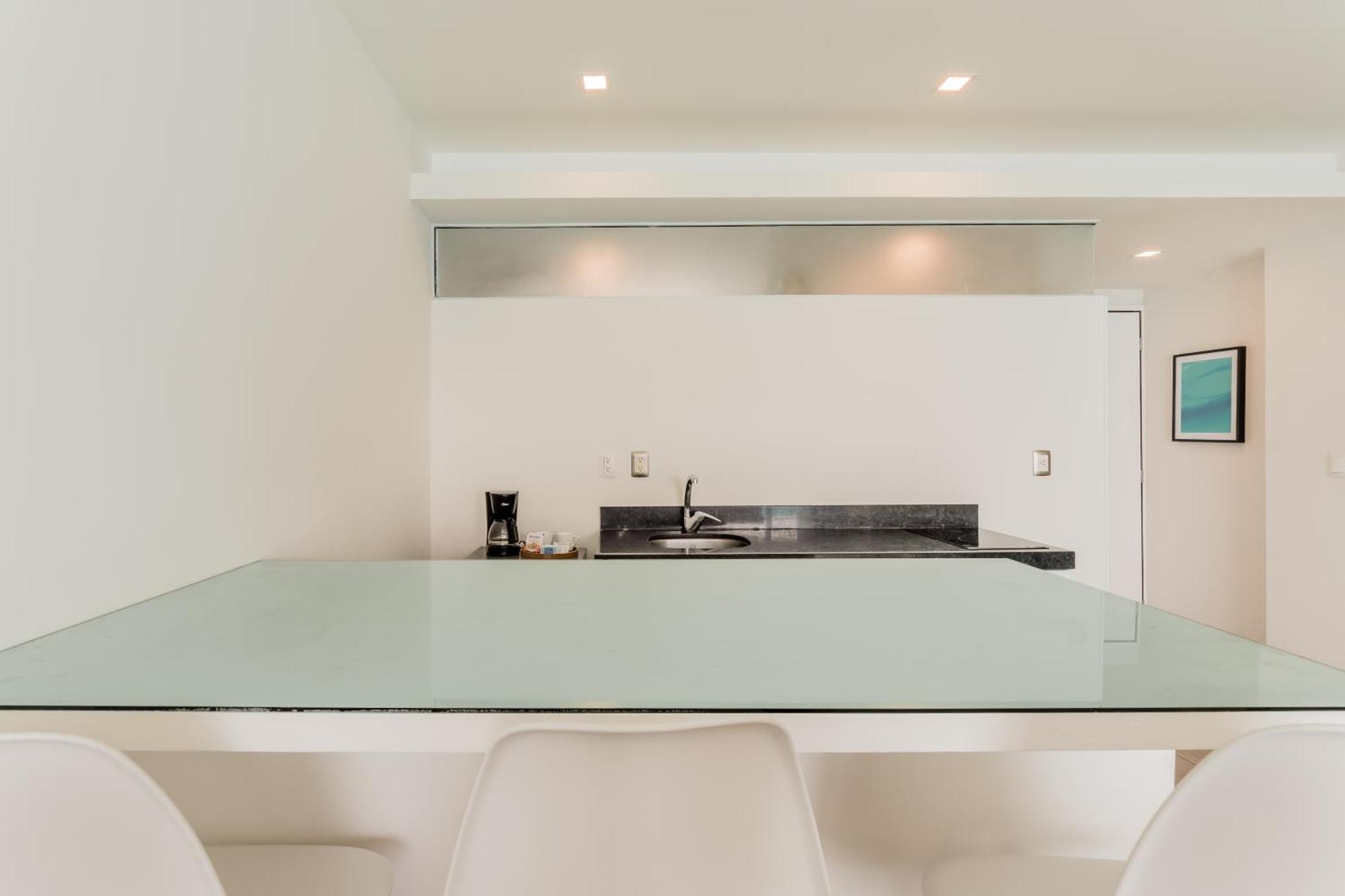 The Ocean Vibes Suites By Casa Paraiso Κανκούν Εξωτερικό φωτογραφία