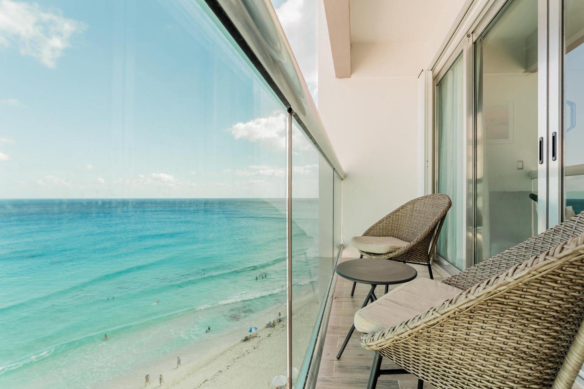 The Ocean Vibes Suites By Casa Paraiso Κανκούν Εξωτερικό φωτογραφία