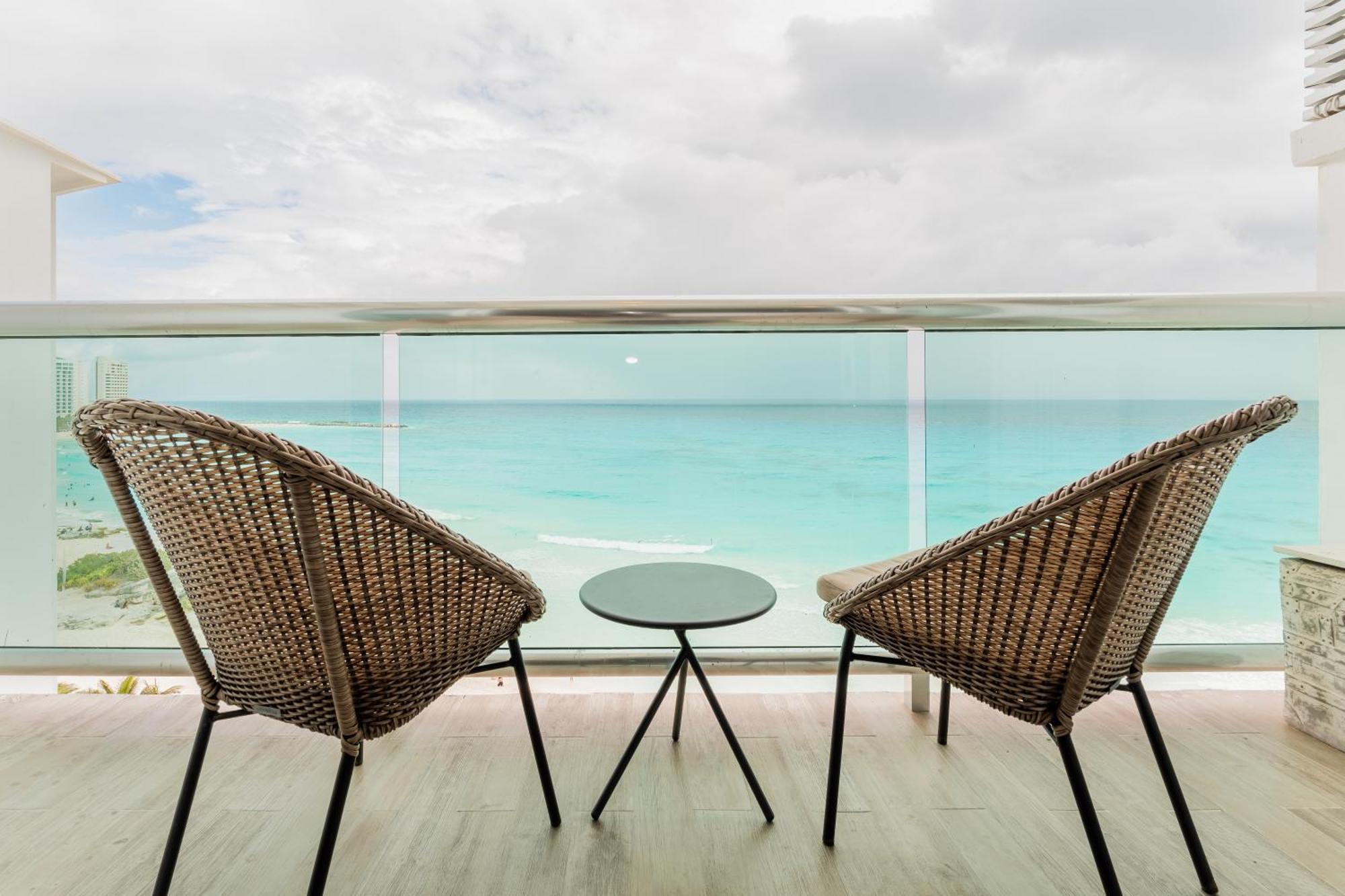 The Ocean Vibes Suites By Casa Paraiso Κανκούν Εξωτερικό φωτογραφία